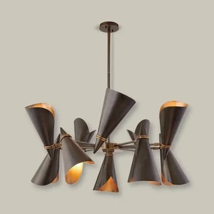 1950er Mid Century italienischer Messing 10 Leuchten Kegel Kronleuchter - Sputnik Deckenbefestigung - Bild 1 von 3