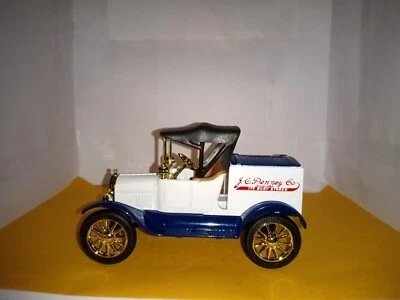 Ford Runabout 1328 ERTL 1918 BANCO DE ENTREGA J C PENNY METAL FUNDIDO A PRESIÓN Foto 1 de 4