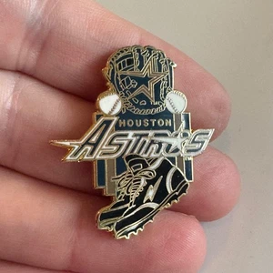 Vintage 1995 Houston Astros Catcher Mask & Cleats Enamel Lapel Pin - Picture 1 of 3