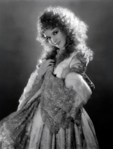 Mary Philbin Unsigned photo - American actress - Donation to Cancer Charity *2 - Image 1 of 1