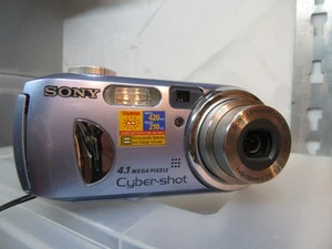 Baby Blue Sony Cyber-shot DSC-P73 Digital Camera Complete Package Vintage Y2k - Picture 1 of 3