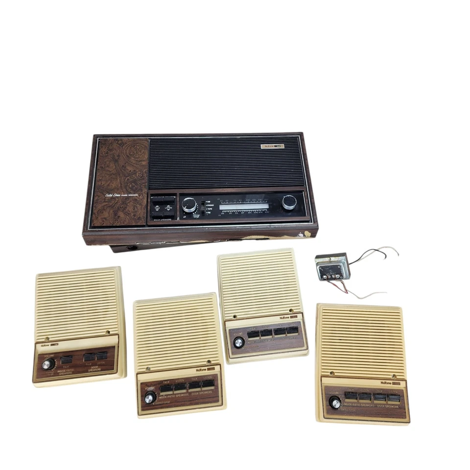 Unidad principal sistema de intercomunicación de música NuTone Scovill de colección de los años 80 con radio SIN PROBAR Foto 1 de 4