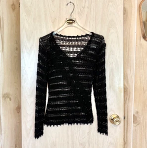 Vintage Small Crochet Knit Beaded Sheer Long Sleeve Top 80s 90s 2000s 00s - Picture 1 of 6