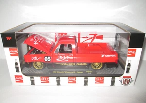 M2 Machines 1973 Chevrolet Cheyenne 10-Personalizzato Scala 1/24 Yokohama Coca Cola - Foto 1 di 7