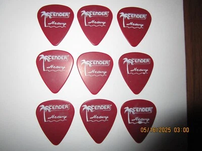 9 PACK FENDER GUITAR PICKS - CALIFORNIA CLEAR IN "CANDY APPLE" RED - HEAVY #1180 - Image 1 of 2
