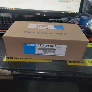 New In Box   R7M-Z40030-S1 R7M-Z40030-S1 servo motor 1 year warranty #A6-40 - Bild 1 von 4