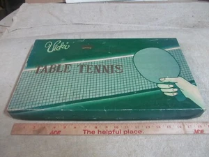 VINTAGE VICKI TABLE TENNIS, (PING PONG) SET, PADDLES, NET, BALLS, MADE IN JAPAN. - Picture 1 of 7