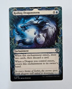 MTG Roiling Dragonstorm Vetrina Tarkir Dragonstorm quasi nuovo - Foto 1 di 1