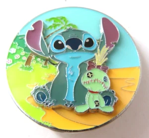 Disney Pin Loungefly - Stitch and Scrump at the Beach #129700 - Picture 1 of 2