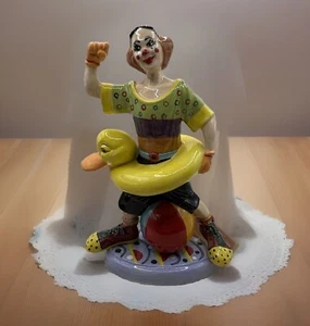 Statuina pagliaccio nuoto estivo kitsch retrò firmata dall'artista ottimo regalo - Foto 1 di 16