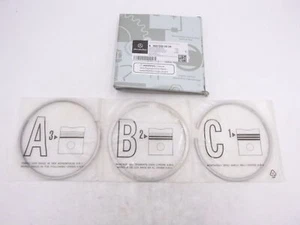OEM MERCEDES-BENZ A4600300324 Piston Ring Kit For 1998-2001 Citaro - Picture 1 of 3