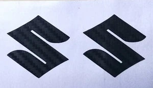 2 x Suzuki "S" Emblem • Logo • Aufkleber • Sticker • Carbon • 40x40mm Tank • sl - Bild 1 von 2