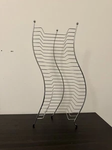 Metall Chrom Draht DVD/Videospiel Aufbewahrung Regal Welliges Design hält 25 DVDs - Bild 1 von 7