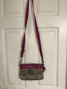 Vintage Y2K Pink Poppy Signature Coach Crossbody Mini Bag - Picture 1 of 5