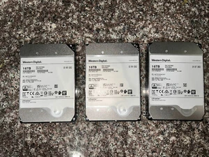FOR PARTS (3) x WD Ultrastar HC550 16TB SATA 3.5" 7200RPM HDD - WUH721816ALE6L4 - Photo 1/1