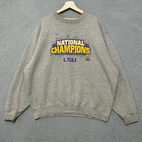 Vintage LSU Tigers 2003 National Champions Nike Crewneck Sweatshirt Men's XL Cover