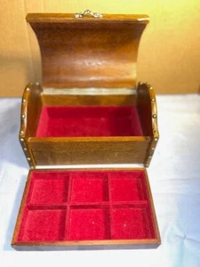 Vintage Stil Holz Schmuckkästchen mit rotem Samt Interieur 8" x 6" x 5" - Bild 1 von 4