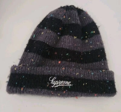 Bonnet Supreme À Rayures Noir Et Gris FW19 - Photo 1/4