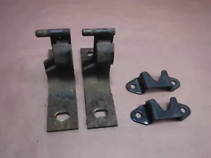Jeep Wrangler YJ 87-95 Rear Fold and Tumble Seat Brackets Factory OEM Free Ship - Foto 1 di 8