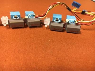 2 переключателя питания/сброса Nintendo NES NES NES-SW-02 с платой бесплатная доставка непроверенные - Изображение 1 из 2