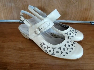 Zapato de piel beige destalonado ancho especial tacón bajo talla 36,40,41 - Imagen 1 de 3