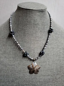 Beaded Freshwater Pearl With Carved Floral Shell Pendent 12" Necklace - Picture 1 of 5