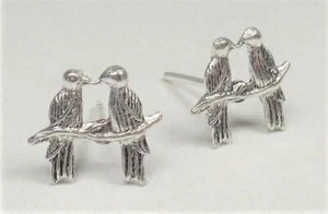 STERLING SILVER KISSING LOVE BIRDS ON A TREE BRANCH ANIMAL POST EARRINGS - Picture 1 of 5