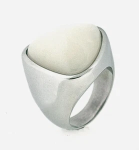 ANELLO TRIANGOLO MADREPERLA GRANDE SIMULATO ACCIAIO INOX, TAGLIA-7 - Foto 1 di 2