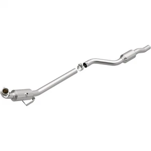 MagnaFlow 49 State Converter 21-440 Direct Fit Catalytic Converter Fits GLK350 - Bild 1 von 4