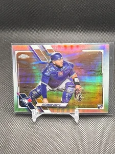 2021 Topps Chrome Alejandro Kirk RC Rookie Refractor #71 - Picture 1 of 2