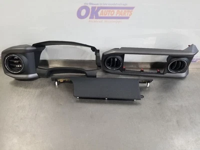 16 2016 TOYOTA TACOMA VELOCÍMETRO E MOLDURA DE PAINEL DE TELA DE INFORMAÇÕES - Imagem 1 de 4