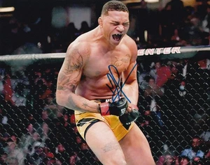 FOTO 8X10 FIRMADA POR MICHAEL MORALES UFC 277 270 322 DWCS ECUADOR UWC B - Imagen 1 de 1