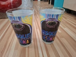 Absolut Vodka - 2 Trinkgläser - klar / bunt - Bild 1 von 2