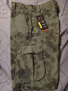 UNDER ARMOUR HEATGEAR GOLF SHORTS CAMO CARGO BOYS SIZE S L OR XL NWT $44.99 - Picture 1 of 3
