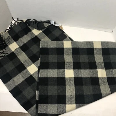 "Bufanda con flecos de doble cara a cuadros American Eagle Outfitters negra gris nueva con etiquetas 70""" Foto 1 de 4