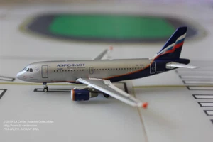 Phoenix Modell Aeroflot Russian Air Airbus A319 aktuelle Farbe Diecast Modell 1:400 - Bild 1 von 1