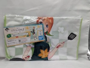 The Quintessential Quintuplets Yotsuba Nakano Microfiber Towel 35" x 15.5" - Picture 1 of 5