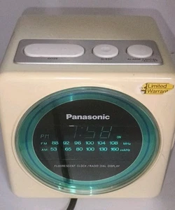 Panasonic Leuchtstoffwecker/Radiowürfel getestet funktioniert 5x5x4" Vintage - Bild 1 von 10