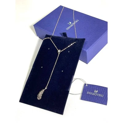 Collar Pluma Swarovski Forma Y Chapado en Oro Rosa Foto 1 de 4