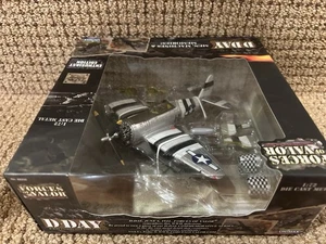 Unimax Forces of Valor 1:72 US P-47D Thunderbolt, D-Day France 1944, No. 85265 - Picture 1 of 7