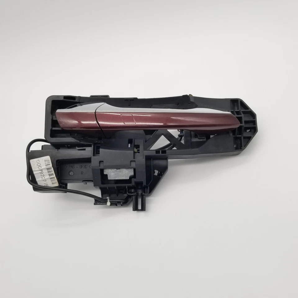 Manija de puerta lateral del pasajero derecho Mercedes W216 CL550 CL63 2007-2013 sin llave Foto 1 de 4