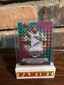 2022-23 Panini Mosaic - Epic Performers Green Mosaic Prizm #18 Kawhi Leonard - Picture 1 of 2