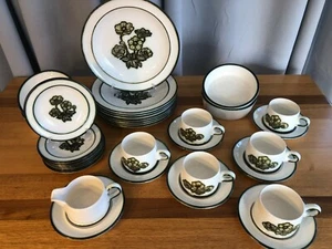 Wedgewood Primrose & Arctic Stoneware Replacement Pieces Sold Separately - Picture 1 of 27