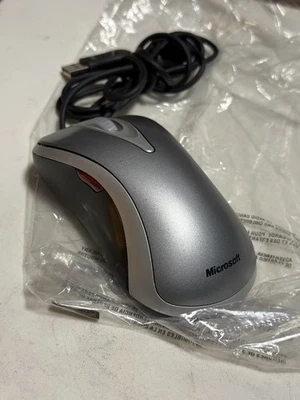 Microsoft Comfort Optical Mouse 3000 Wired USB TESTED WORKS - Image 1 of 4