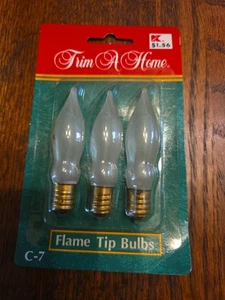 3 Frosted Flame Tip Candle Bulbs C-7 Candelabra Base Trim A Home KMart 120V - Picture 1 of 3
