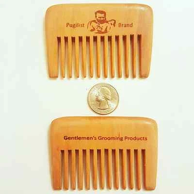 Peine para barba de madera compacto The Gentleman's de la marca Pugilist Foto 1 de 4