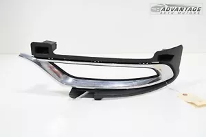 2015-2023 CHRYSLER 300 FRONT LEFT DRIVER SIDE FOG LAMP BEZEL TRIM COVER OEM - Picture 1 of 9