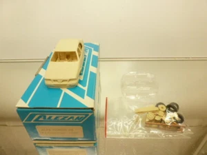 ALEZAN ALFA ROMEO 33 16V QV -1990 - KIT UNBUILT RESIN - 1:43 - VERY GOOD IN BOX - Imagen 1 de 8
