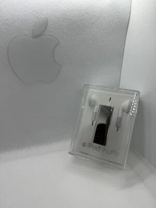 Apple iPod Shuffle 3. Generation Stainless Steel 4GB New Collector - Picture 1 of 10