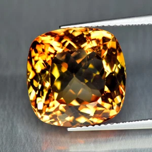 15.74Ct Cushion _ Resplendent Quality Natural Champagne Topaz Gemstone, Brazil - Picture 1 of 1